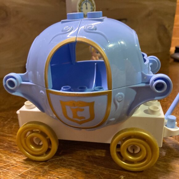 👑 Duplo 6153 – Cinderella’s Carriage (Complete, Gently Loved) - Picture 3 of 4